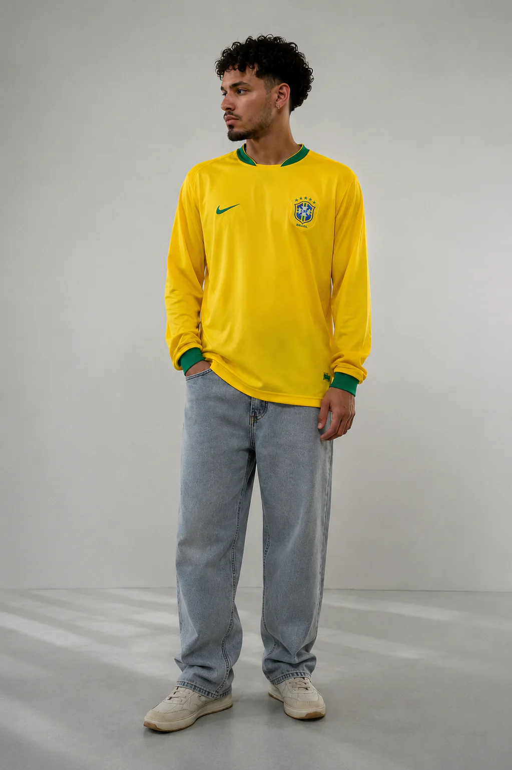 Camisa Brasil manga longa em look masculino