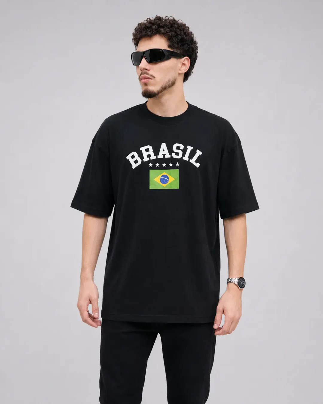 Camiseta Oversized Brasil preta frente
