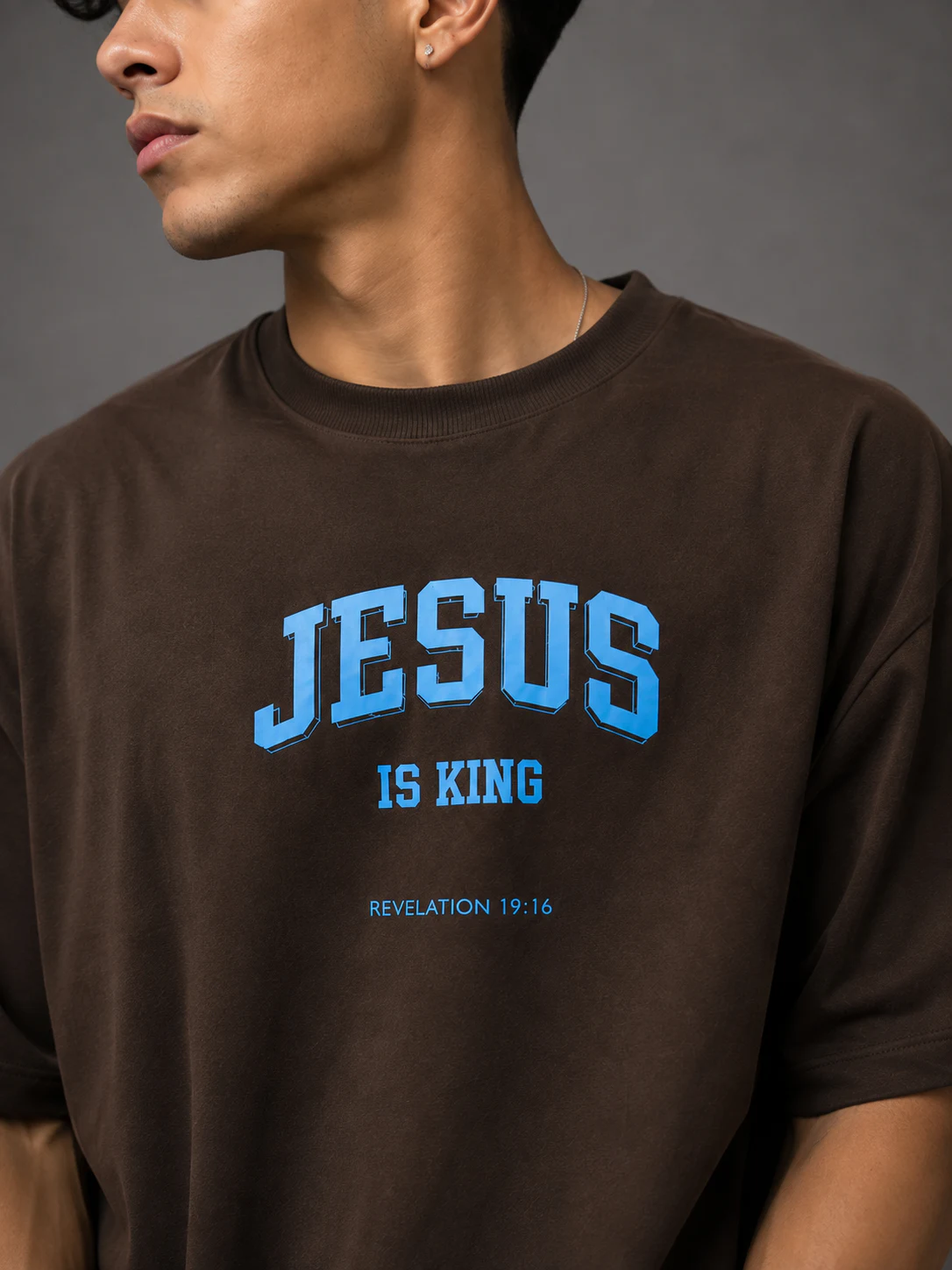 Camiseta Oversized Faith Jesus Is King foto 6