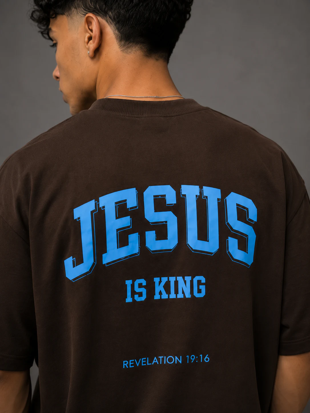 Camiseta Oversized Faith Jesus Is King foto 2