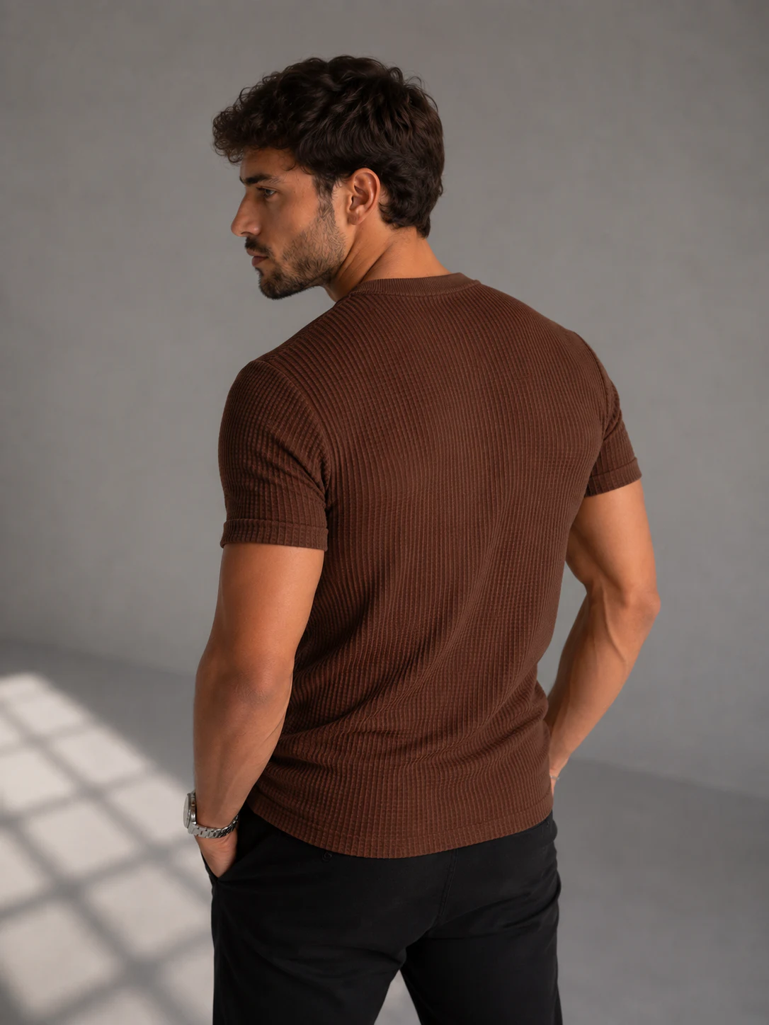 Camiseta Canelada Zara marrom costas